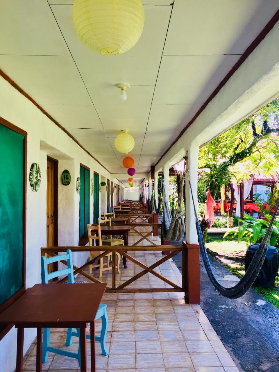 Cabinas Palmer Makanda Cahuita Exterior photo